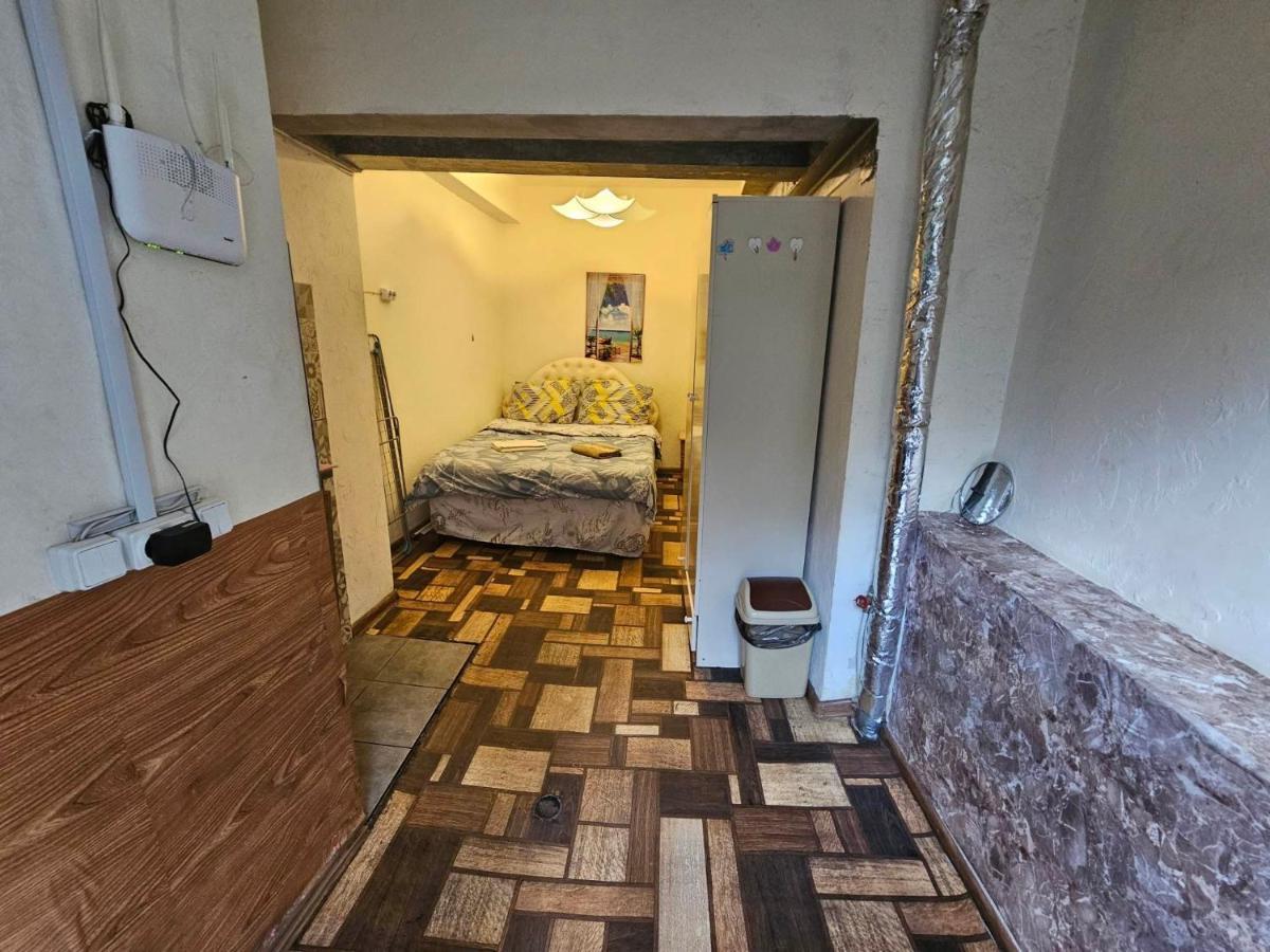Cozy Studio In Yerevan'S Center 외부 사진