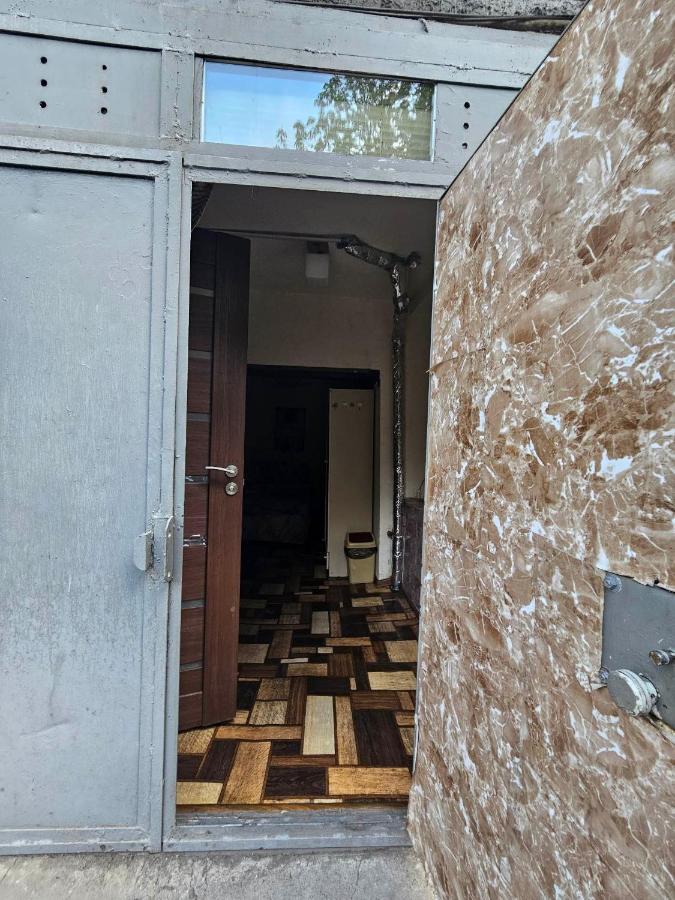 Cozy Studio In Yerevan'S Center 외부 사진