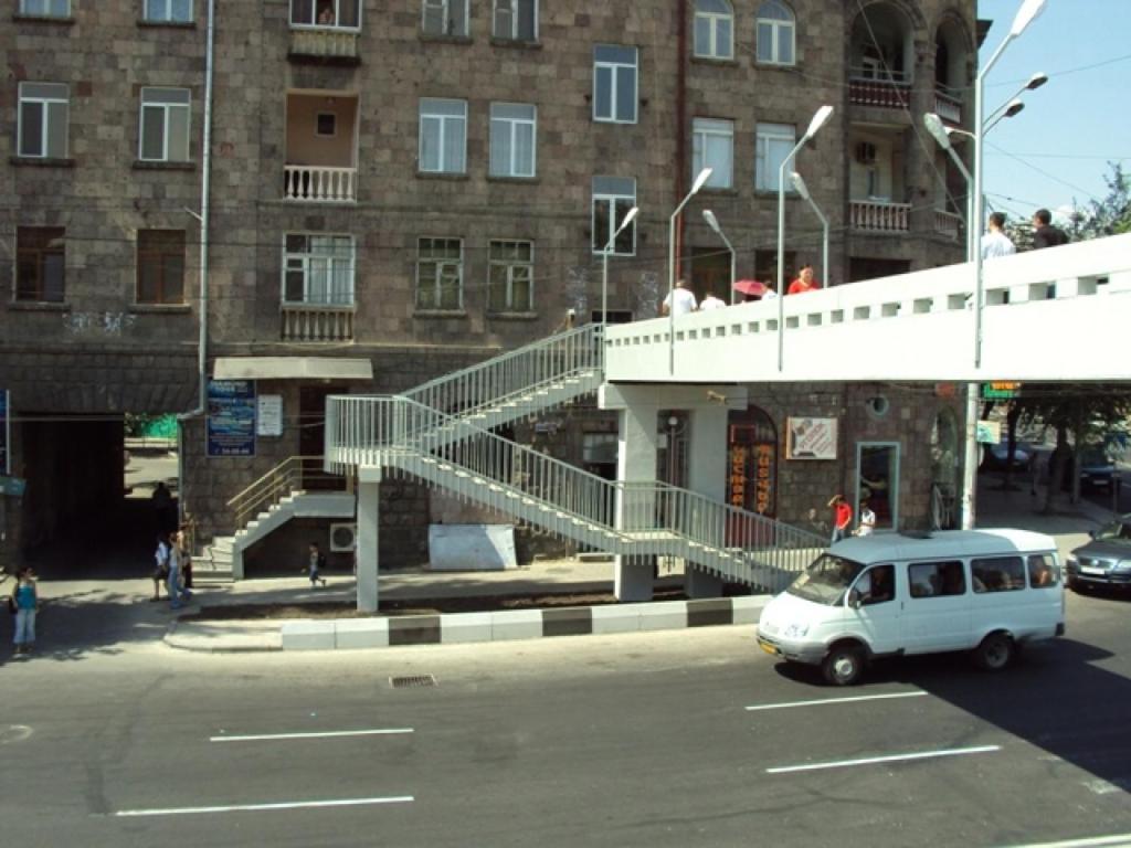 Cozy Studio In Yerevan'S Center 외부 사진